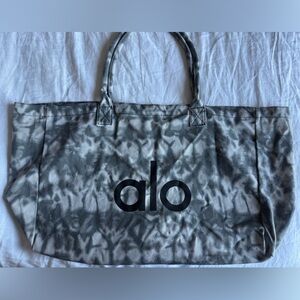 ALO Yoga Bag